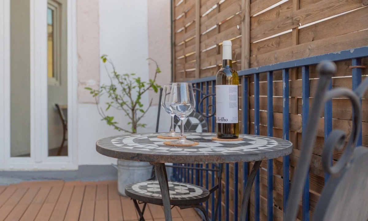 Mouraria Apartment | Historical Centre Terrace Aircon by LD Apartments