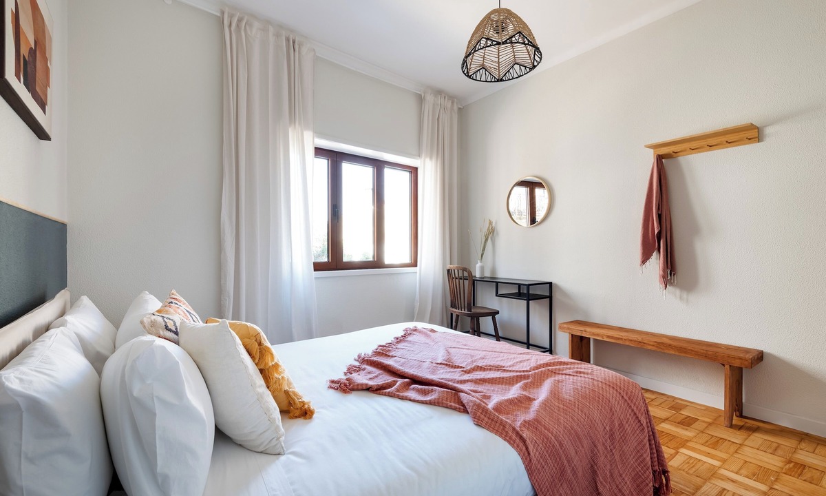 Uniao de Freguesias do Centro Apartment | Breinr · Trendy and Spacious 3BR Family Home