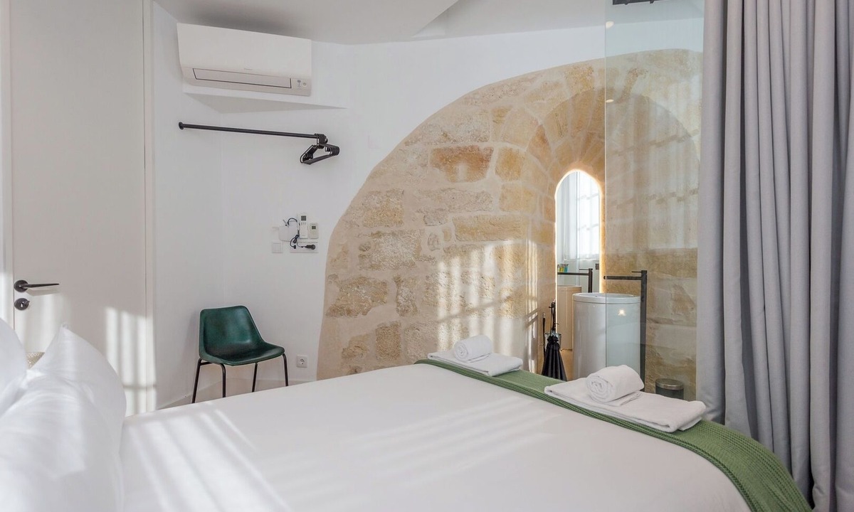 Santo Estevao Apartment | Historic house of Santo André Lisbon's old town