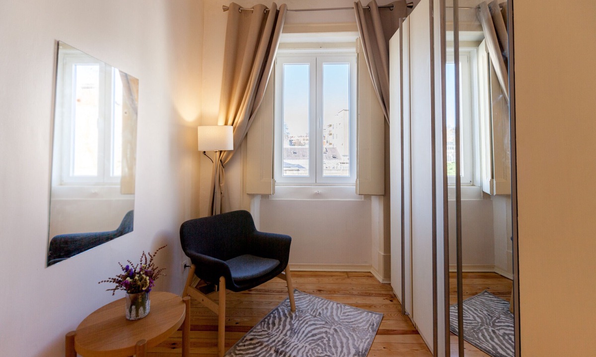 Sao Jorge de Arroios Apartment | FLH The Poet Apartment near Saldanha