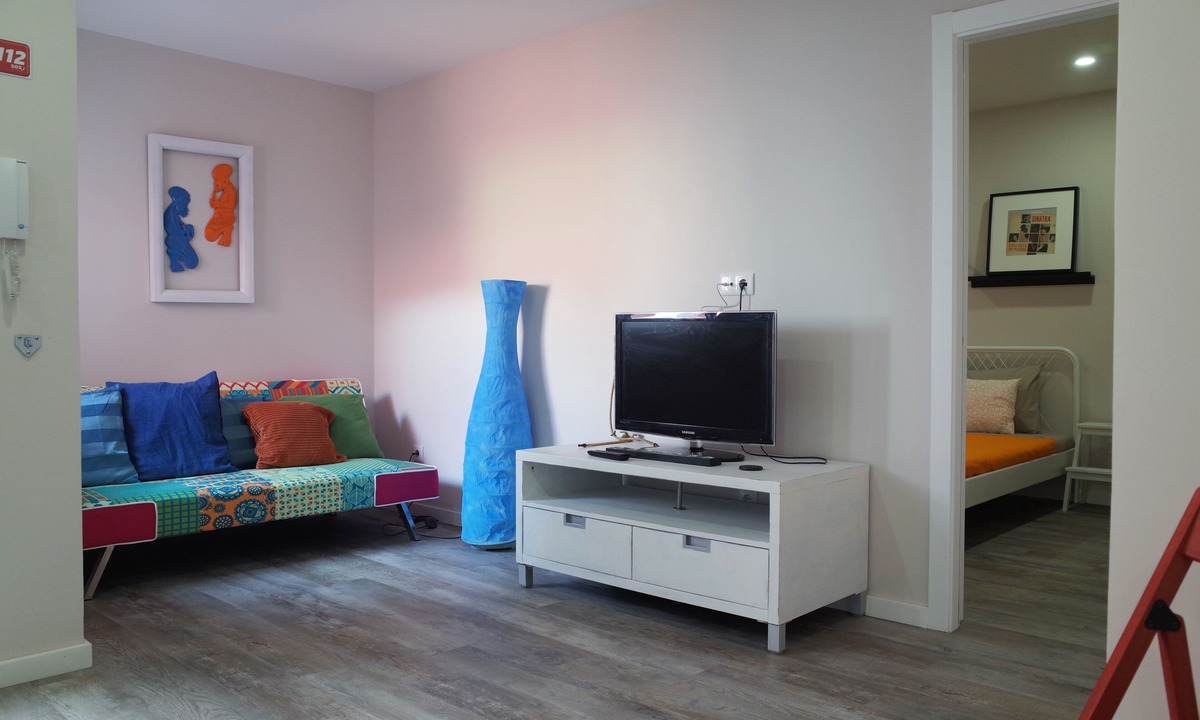 Costa de Caparica Apartment | Lisbon Beach Apartments 7. Beach 5 minutes -terrace-barbecue-pets allowed-wifi