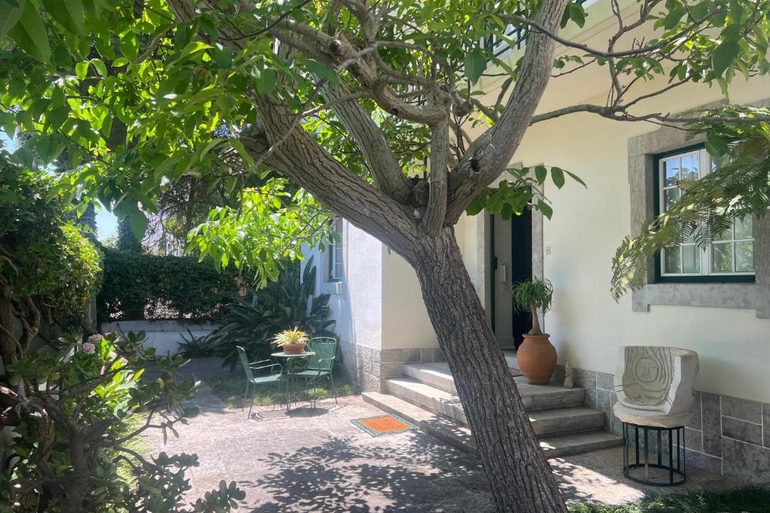 Parede Villa | Myhomereservation Charm Villa in Parede - 5mn da Praia