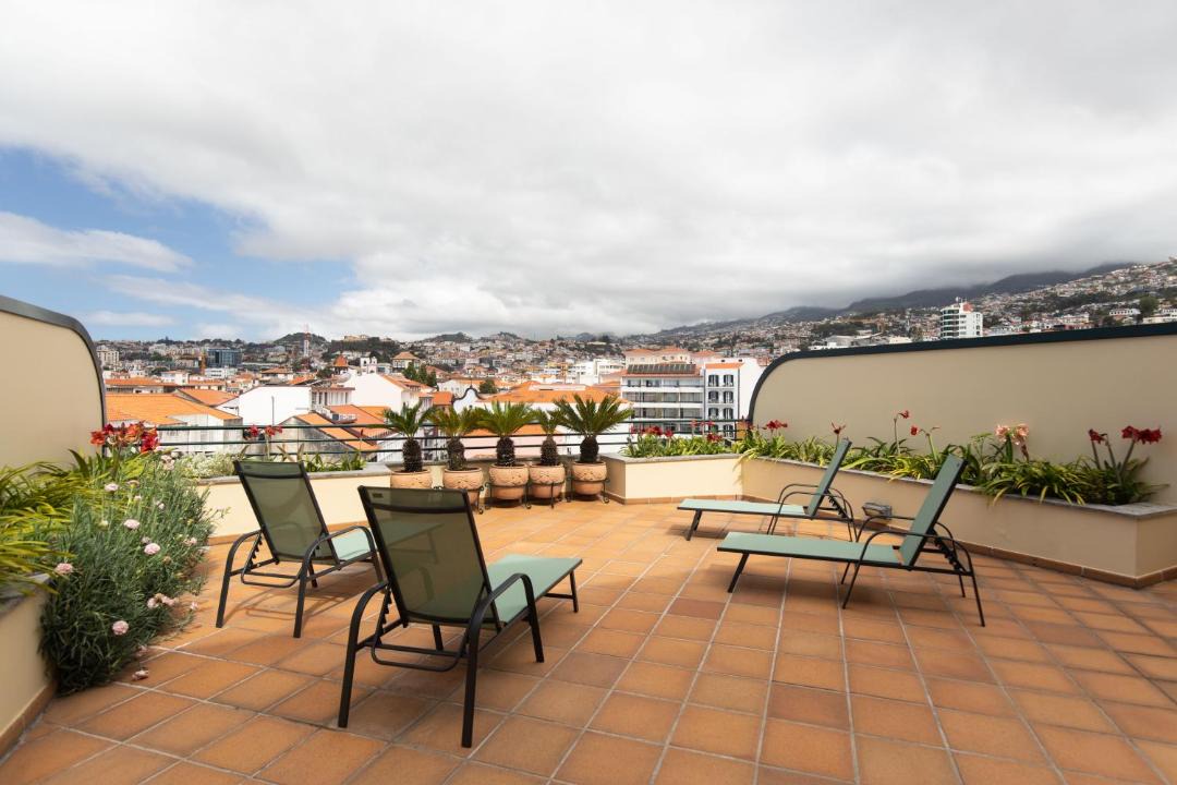 Se Apartment | Anadia Penthouse Duplex by Rent-a-key