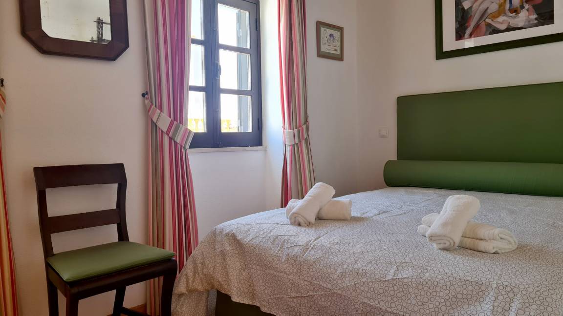 Photo of Bedroom in Peneco Beach