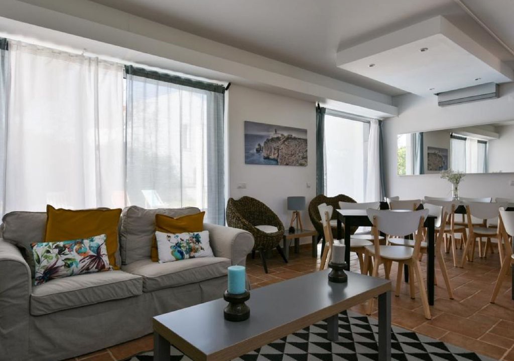 Photo of Livingroom in Retur