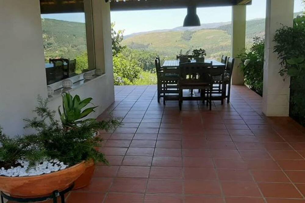 Photo of Patio Balcony in Rubiaes