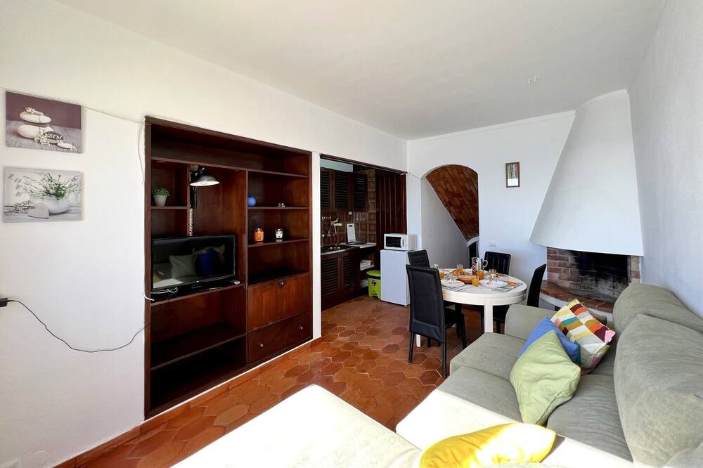 Photo of Livingroom in Peneco Beach