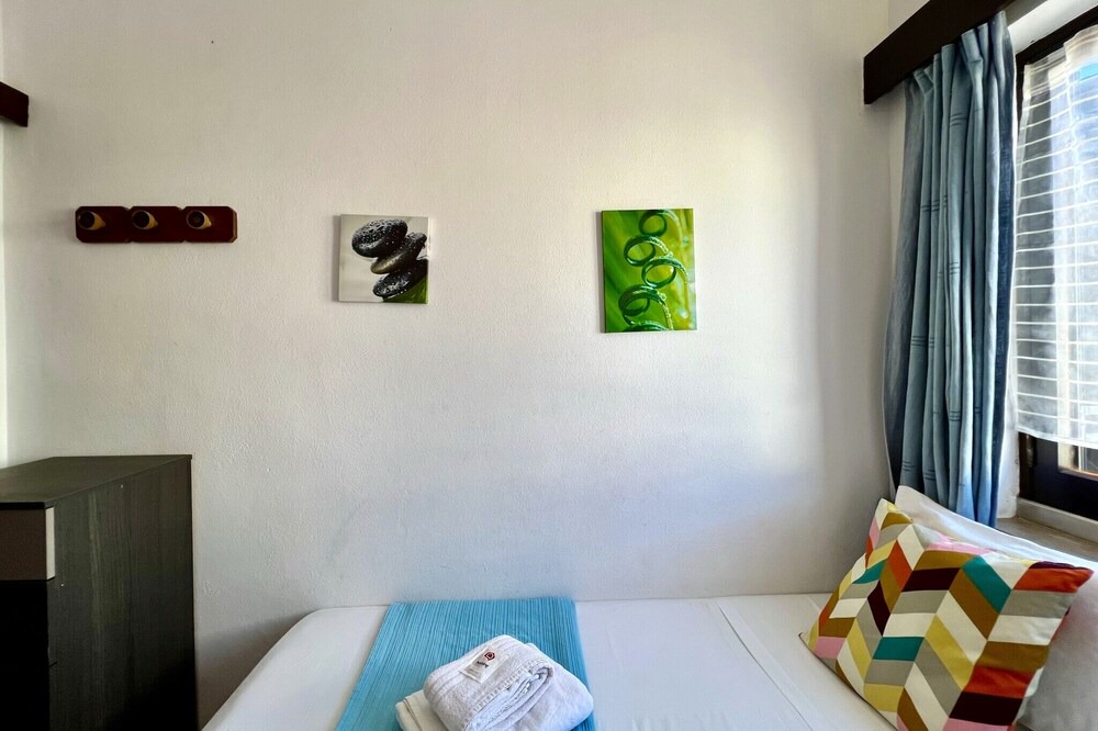 Photo of Bedroom in Peneco Beach