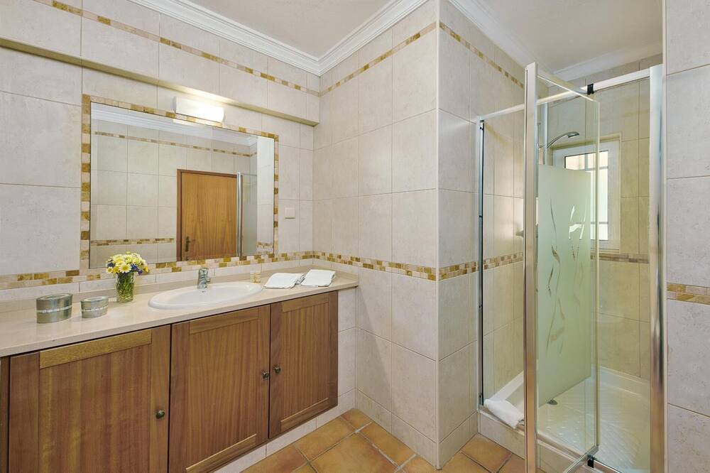 Photo of Bathroom in Albufeira