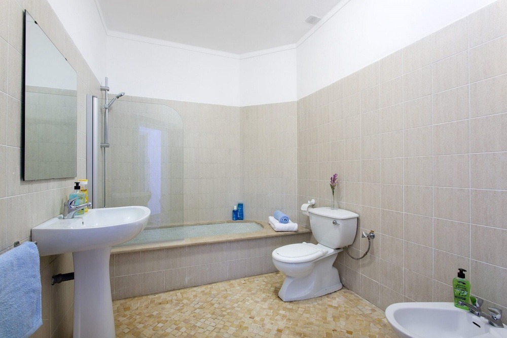Photo of Bathroom in Vale do Garrao