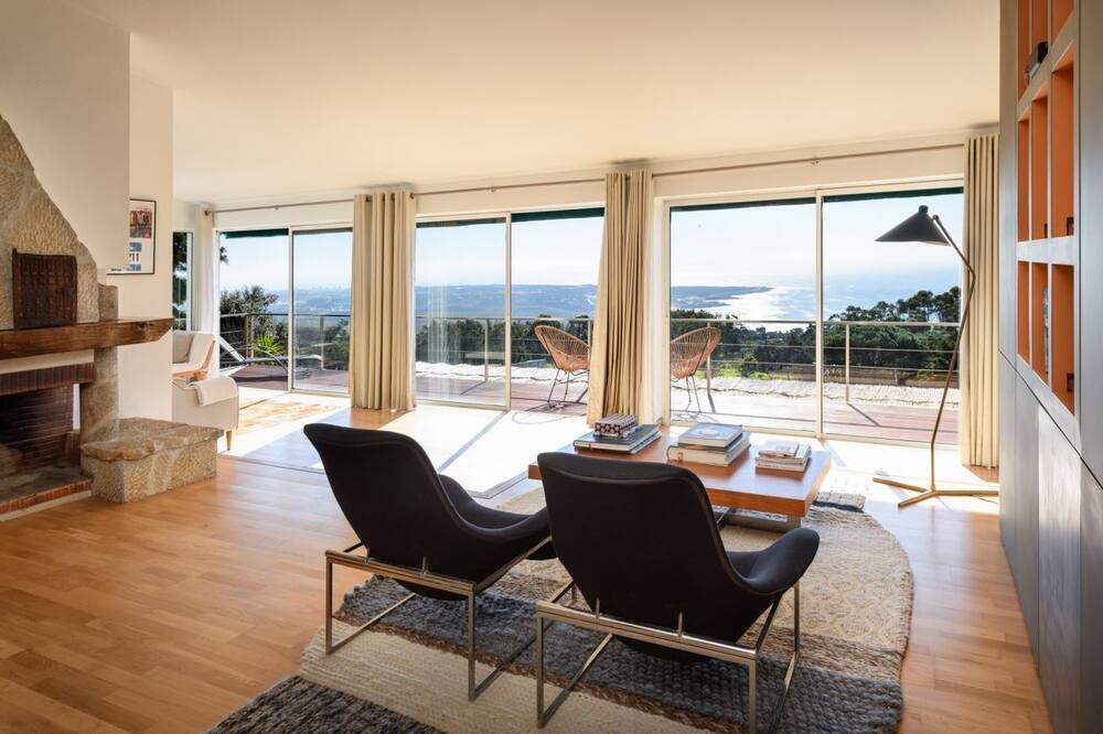 Photo of Livingroom in Malveira da Serra