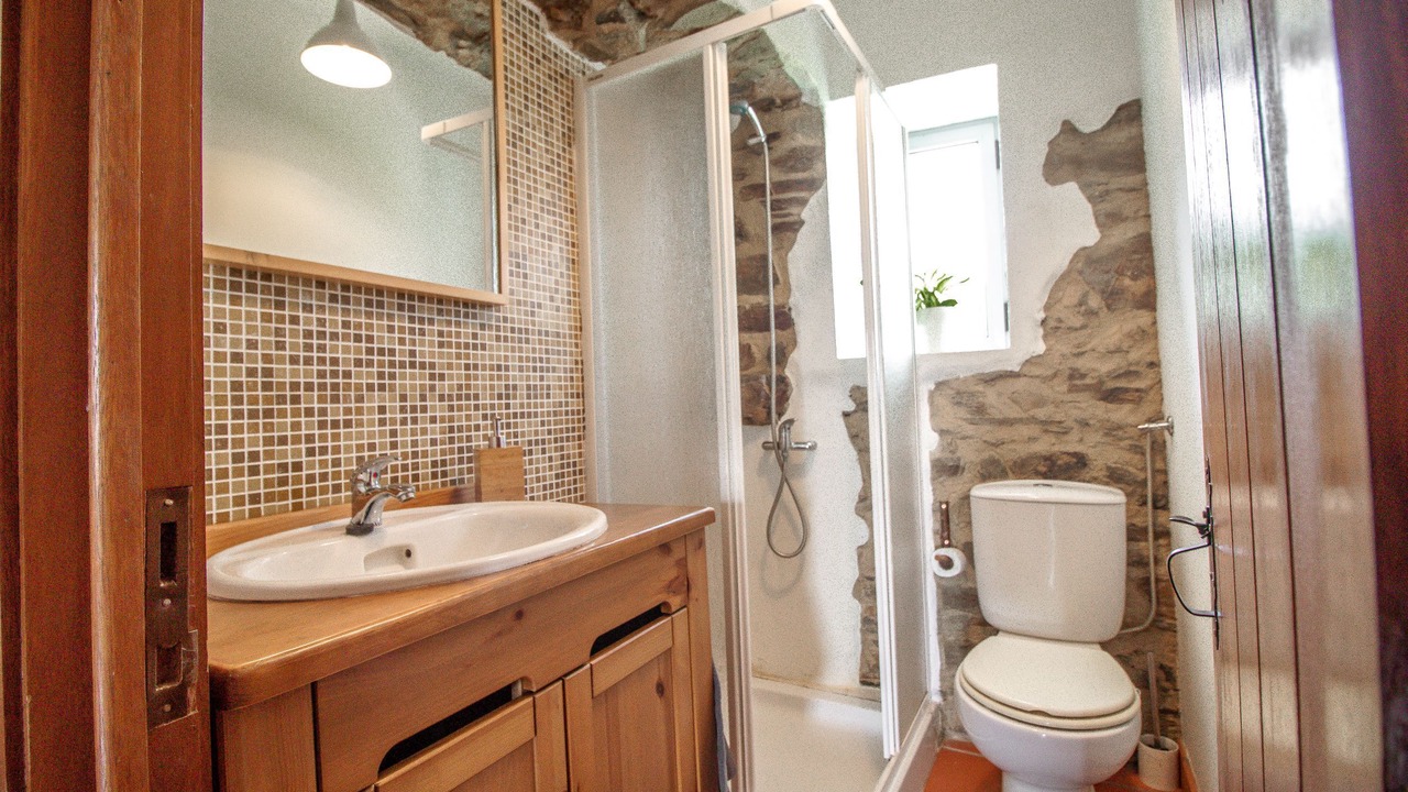 Photo of Bathroom in Serta
