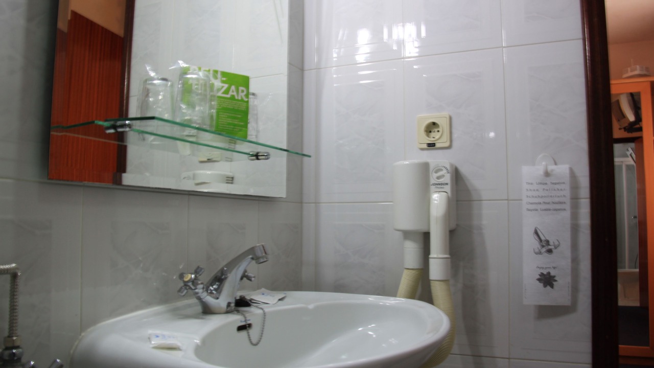 Photo of Bathroom in Sao Mamede de Infesta
