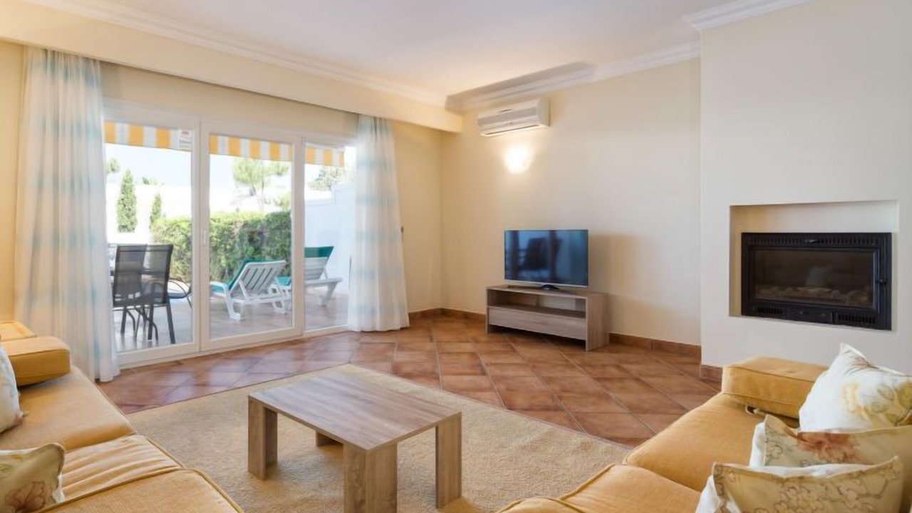 Photo of Livingroom in Vale do Garrao