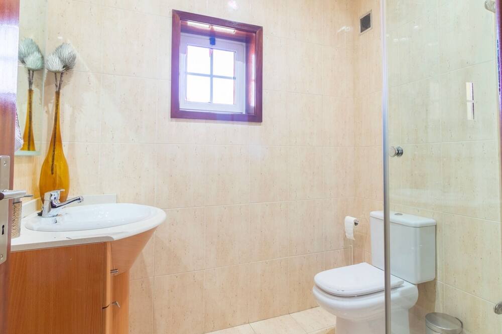 Photo of Bathroom in Vila Cha