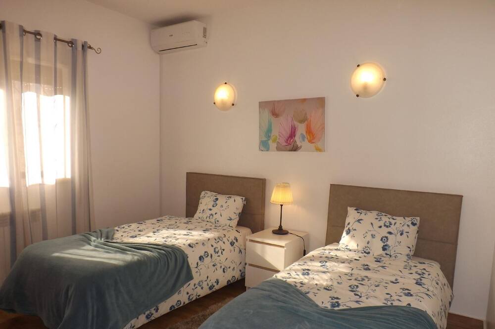 Photo of Bedroom in Vale de Carro