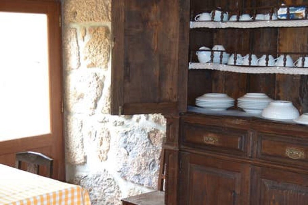 Photo of Livingroom in Resende