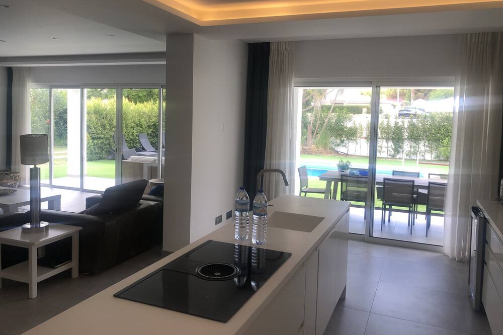 Photo of Kitchen in Almancil