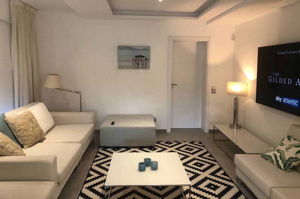 Photo of Livingroom in Almancil