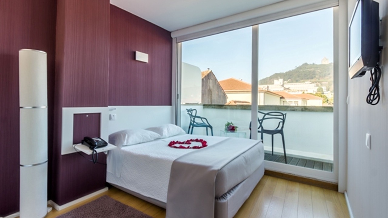 Photo of Bedroom in Viana do Castelo
