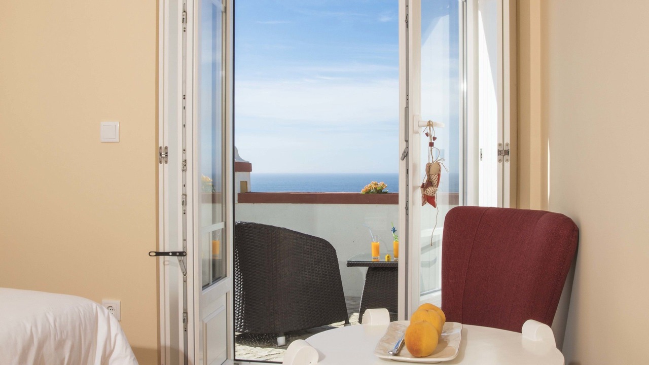 Photo of Bedroom in Azenhas do Mar