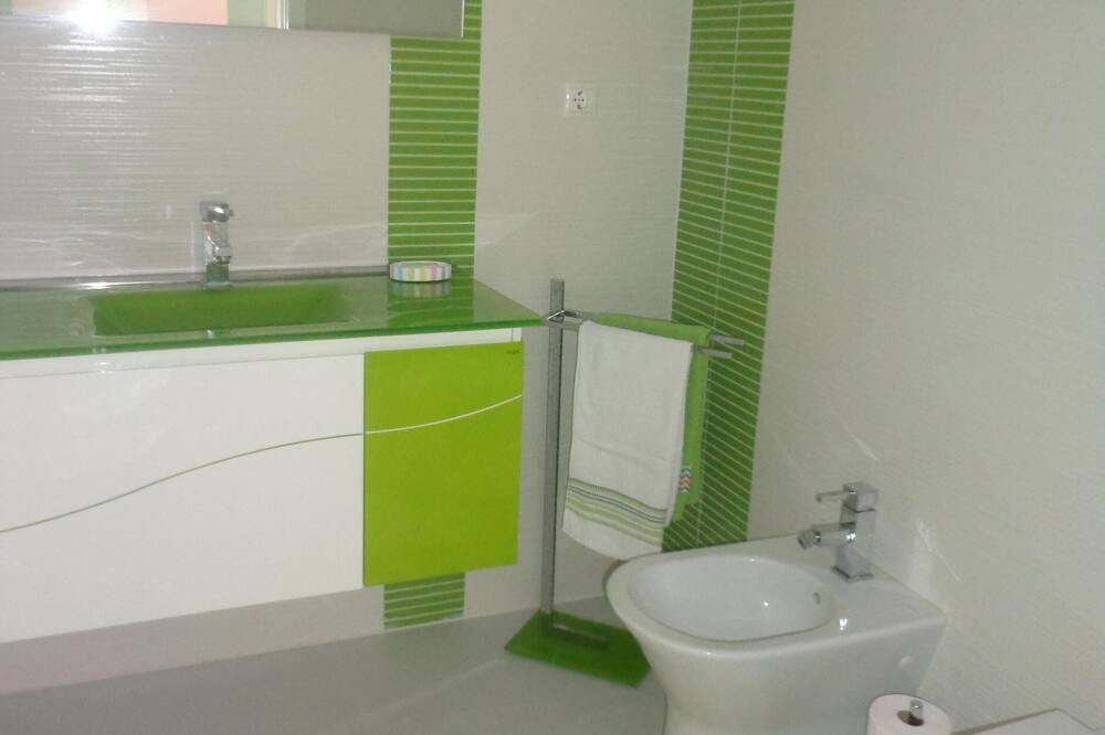 Photo of Bathroom in Viseu