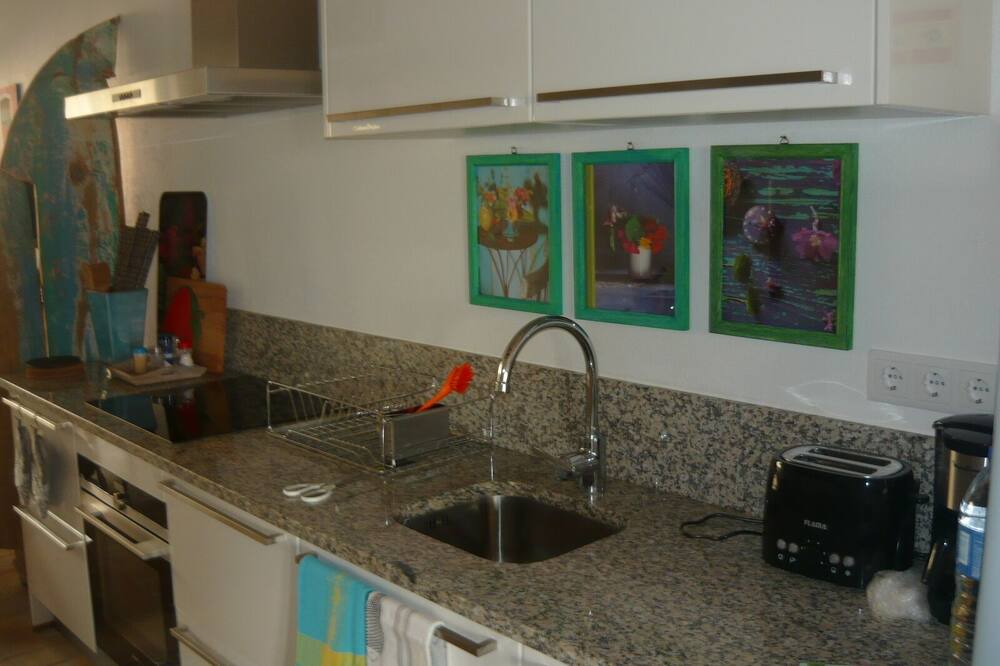 Photo of Kitchen in Ferragudo