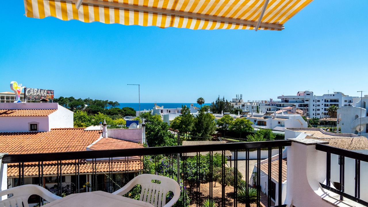 Photo of Patio Balcony in Olhos D'Agua