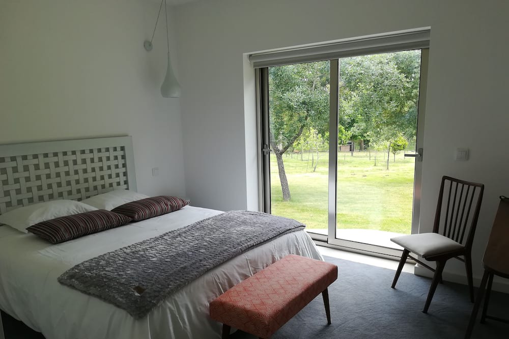 Photo of Bedroom in Alcobaca