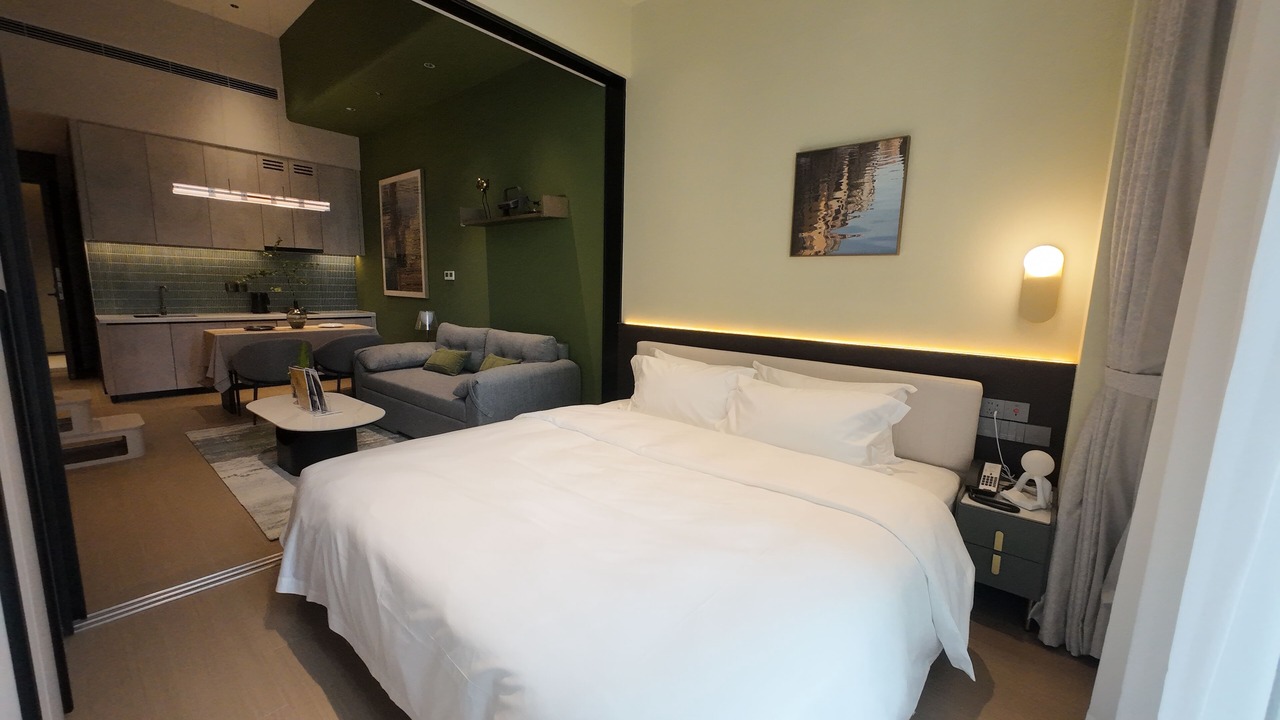 Photo of Bedroom in Luohu