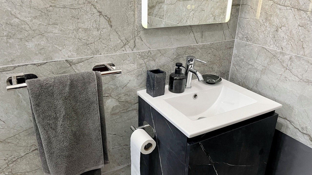 Photo of Bathroom in Costa de Caparica