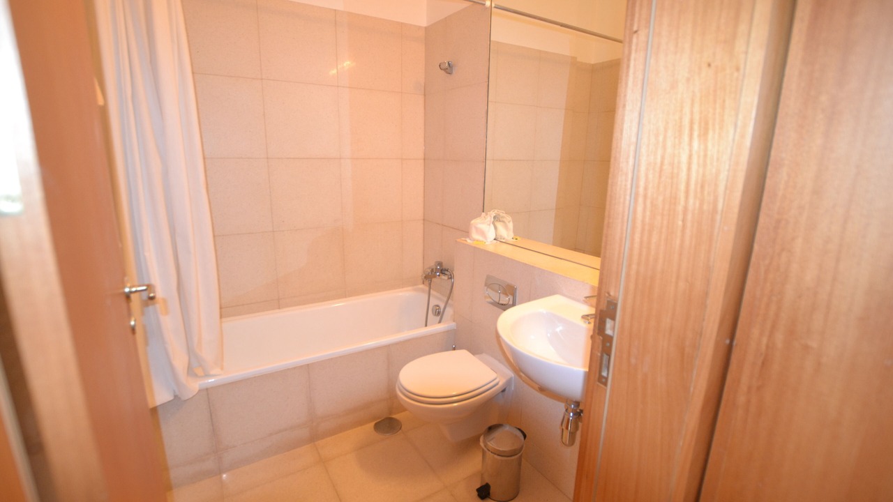 Photo of Bathroom in Travassos