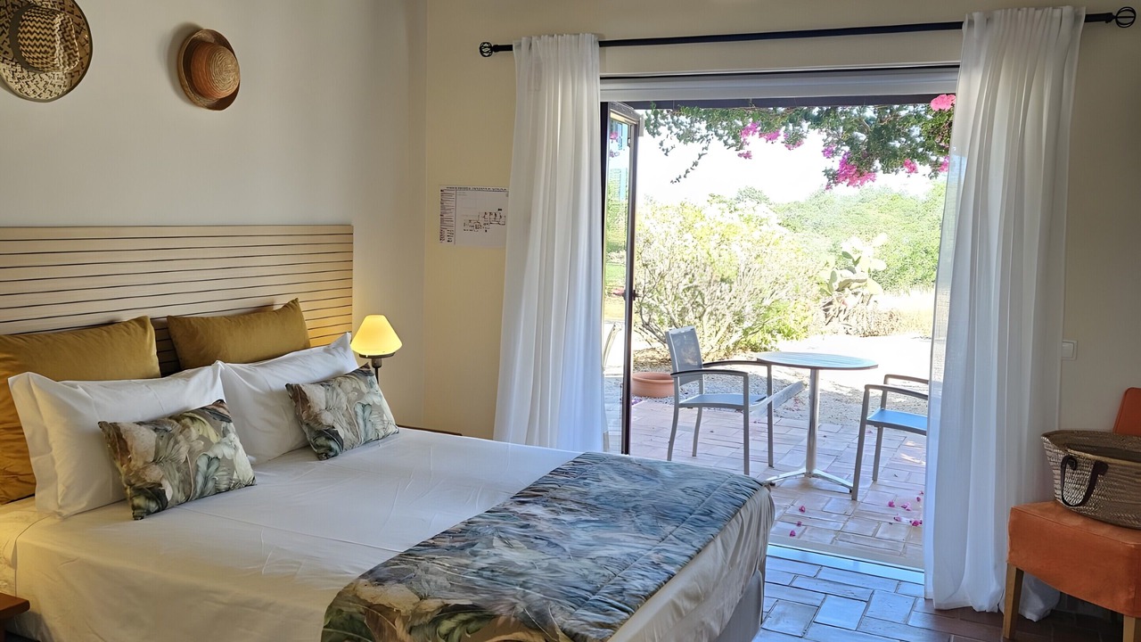 Photo of Bedroom in Moncarapacho e Fuseta
