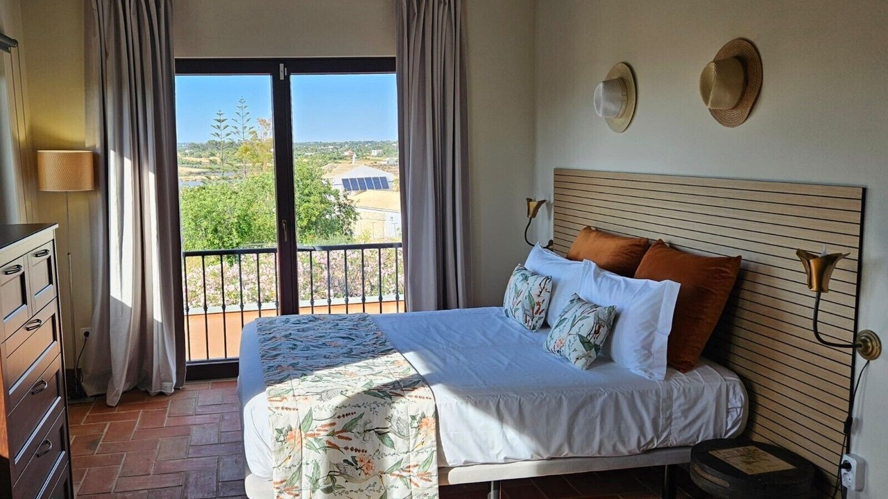 Photo of Bedroom in Moncarapacho e Fuseta