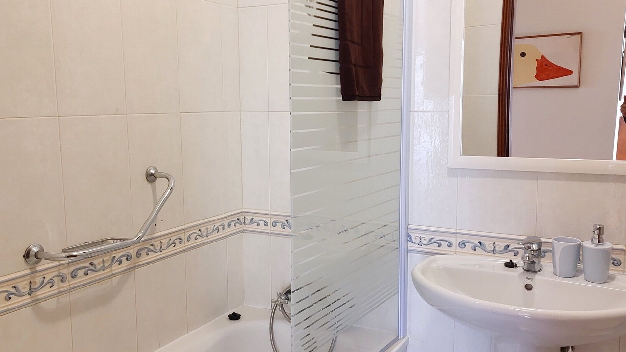Photo of Bathroom in Vila Nova de Milfontes