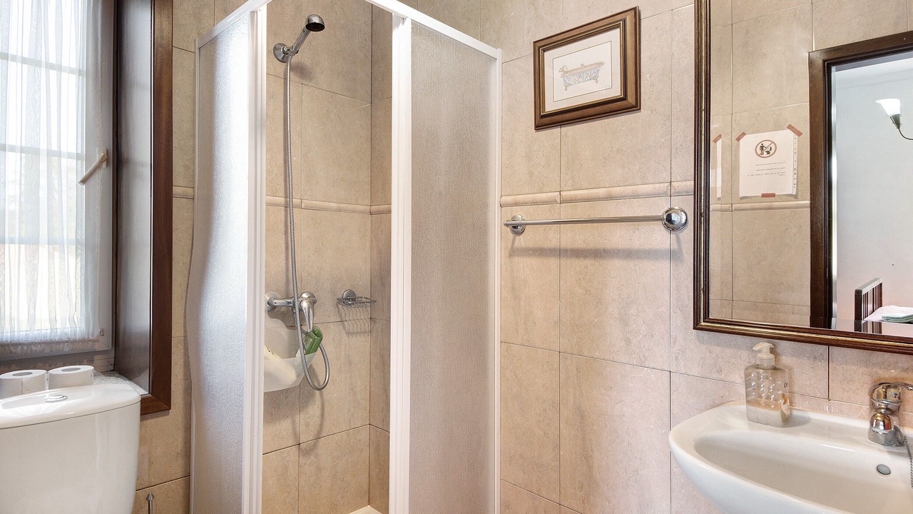 Photo of Bathroom in Rates