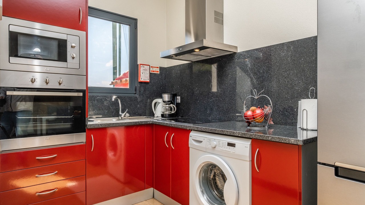 Photo of Kitchen in Faja da Ovelha