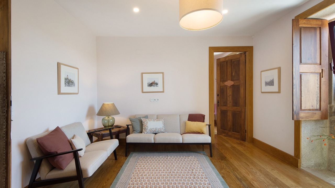 Photo of Livingroom in Guilhabreu