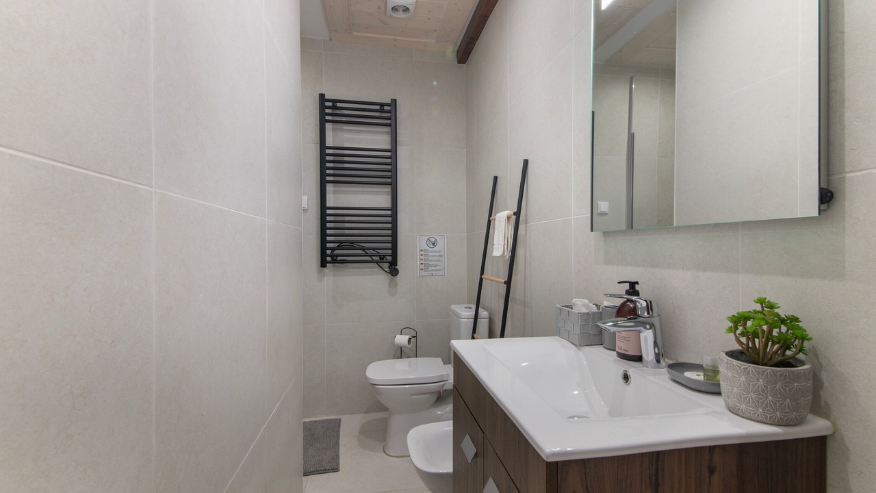 Photo of Bathroom in Faro City Centre