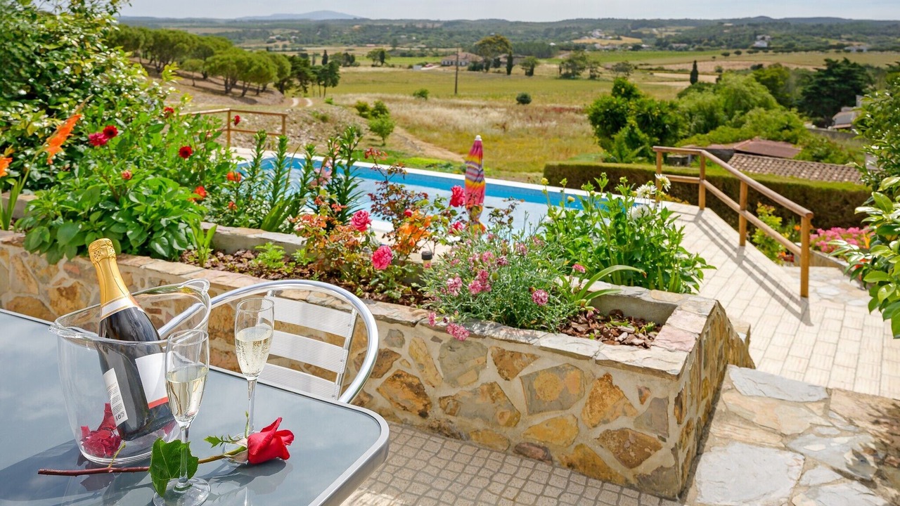 Photo of Patio Balcony in Monte dos Cairos