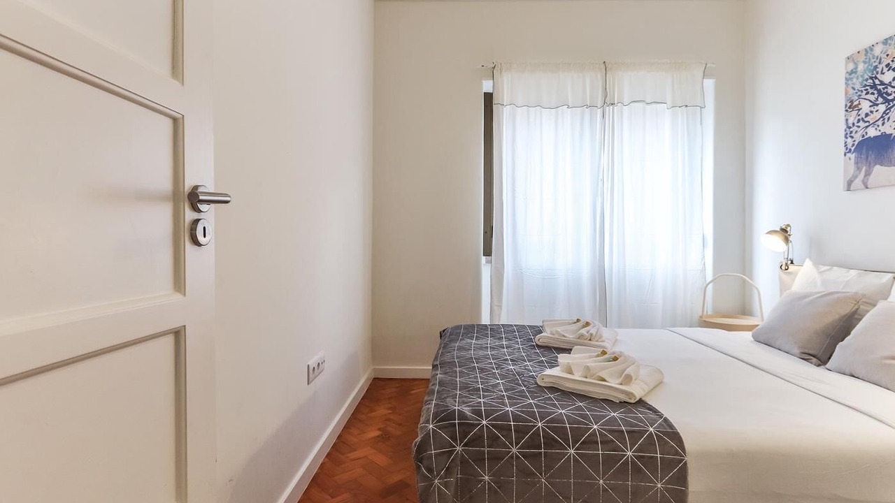 Photo of Bedroom in Linda-a-Velha