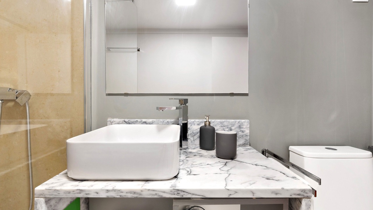 Photo of Bathroom in Estoril