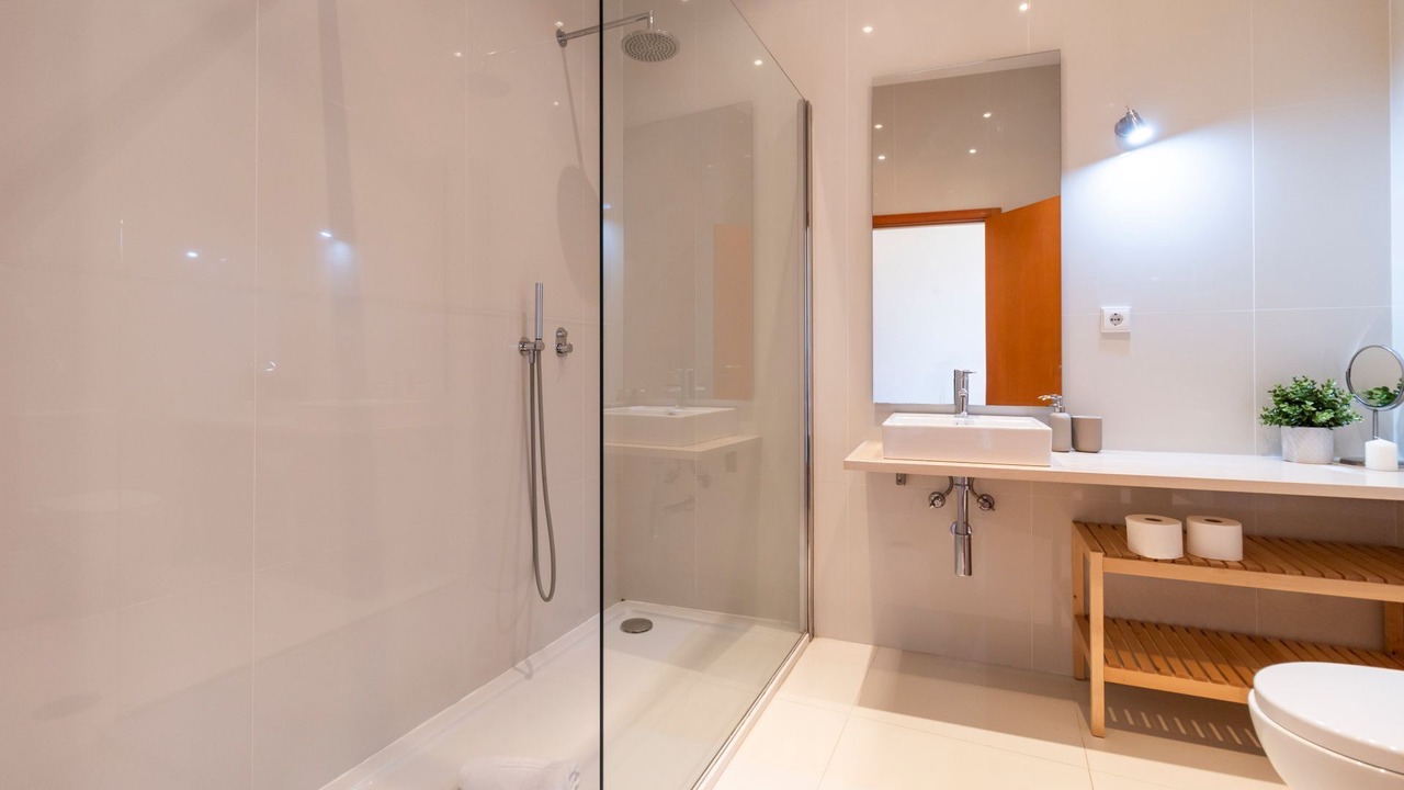 Photo of Bathroom in Centro / Baixa