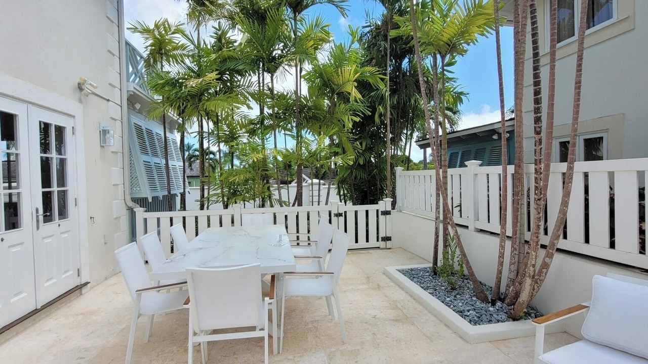 Photo of Outdoor in Porters