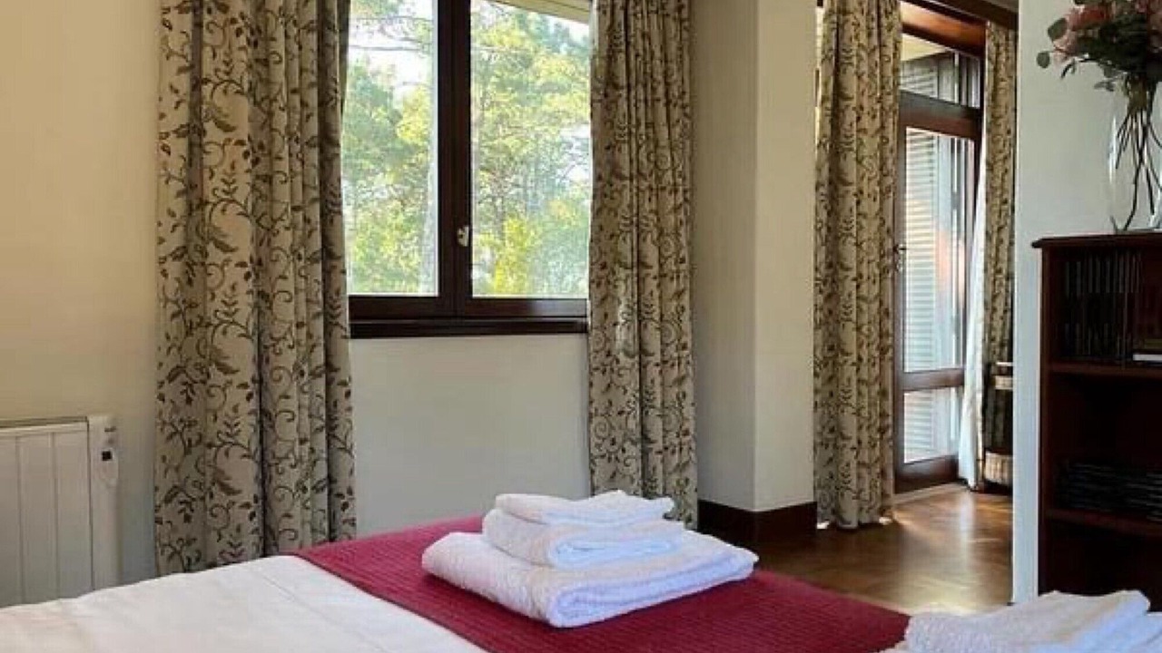 Photo of Bedroom in Caminha