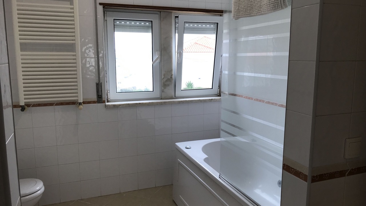 Photo of Bathroom in Ericeira