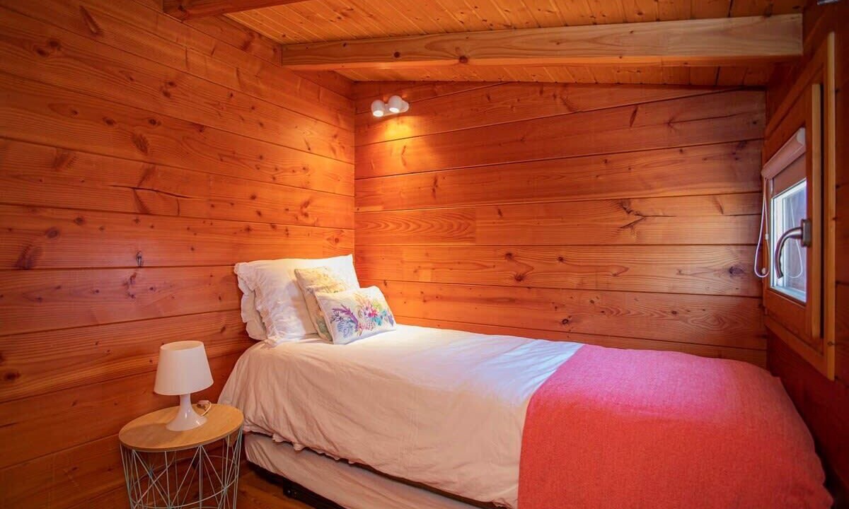 Photo of Bedroom in Ofir