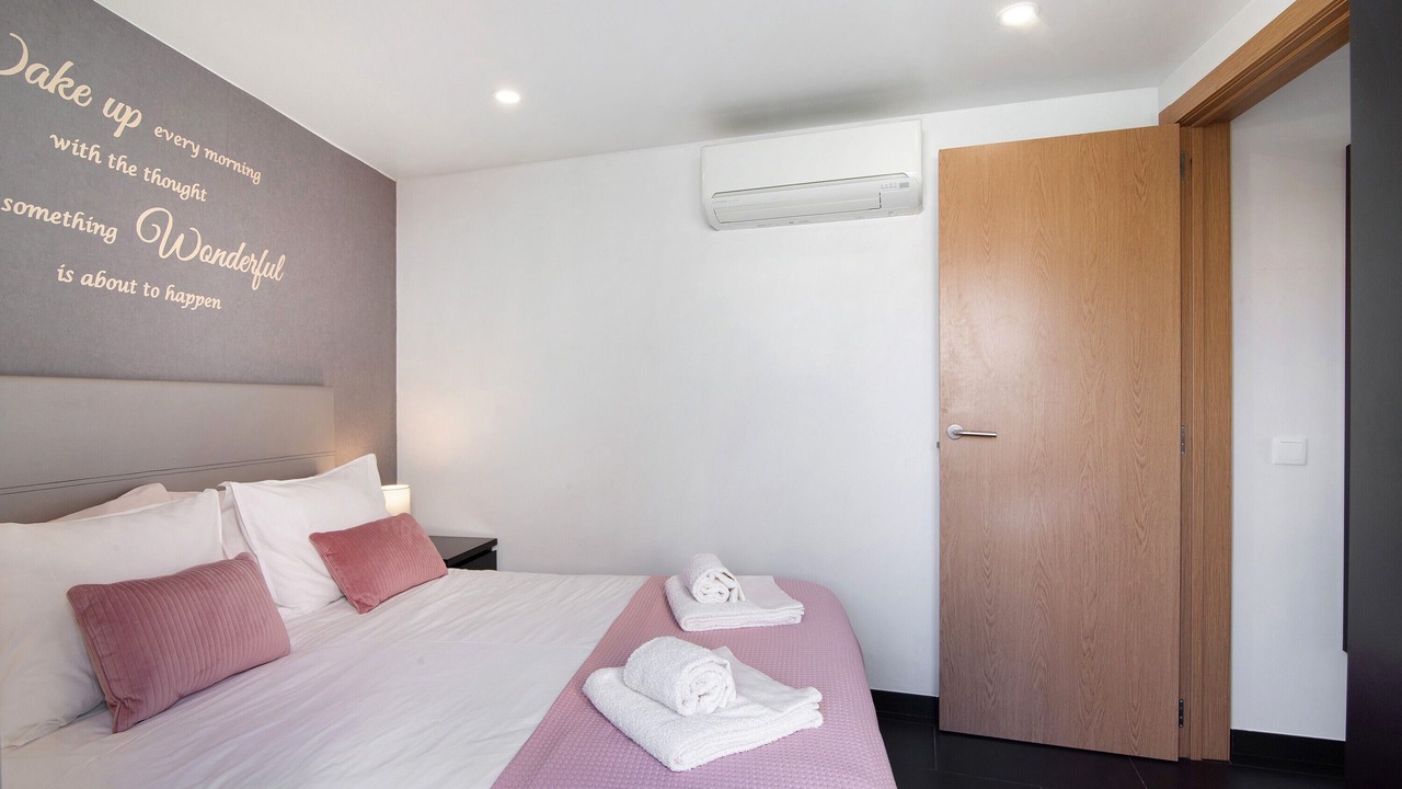 Photo of Bedroom in Alvor