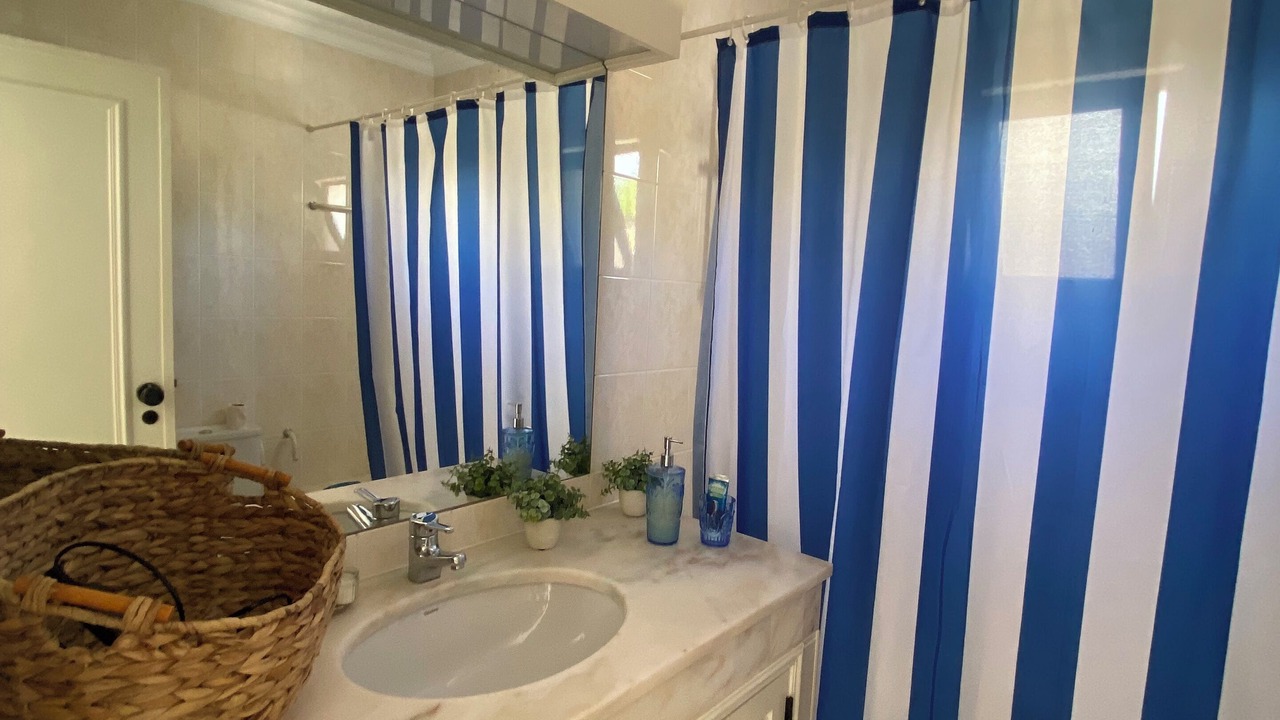 Photo of Bathroom in Alpouvar