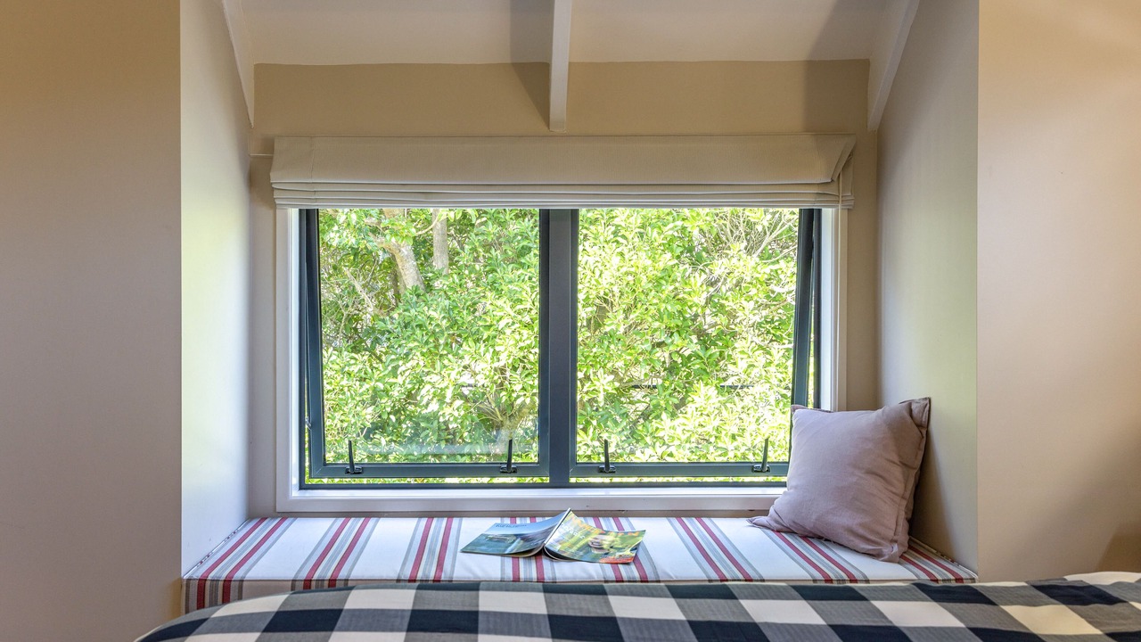 Photo of Bedroom in Onetangi